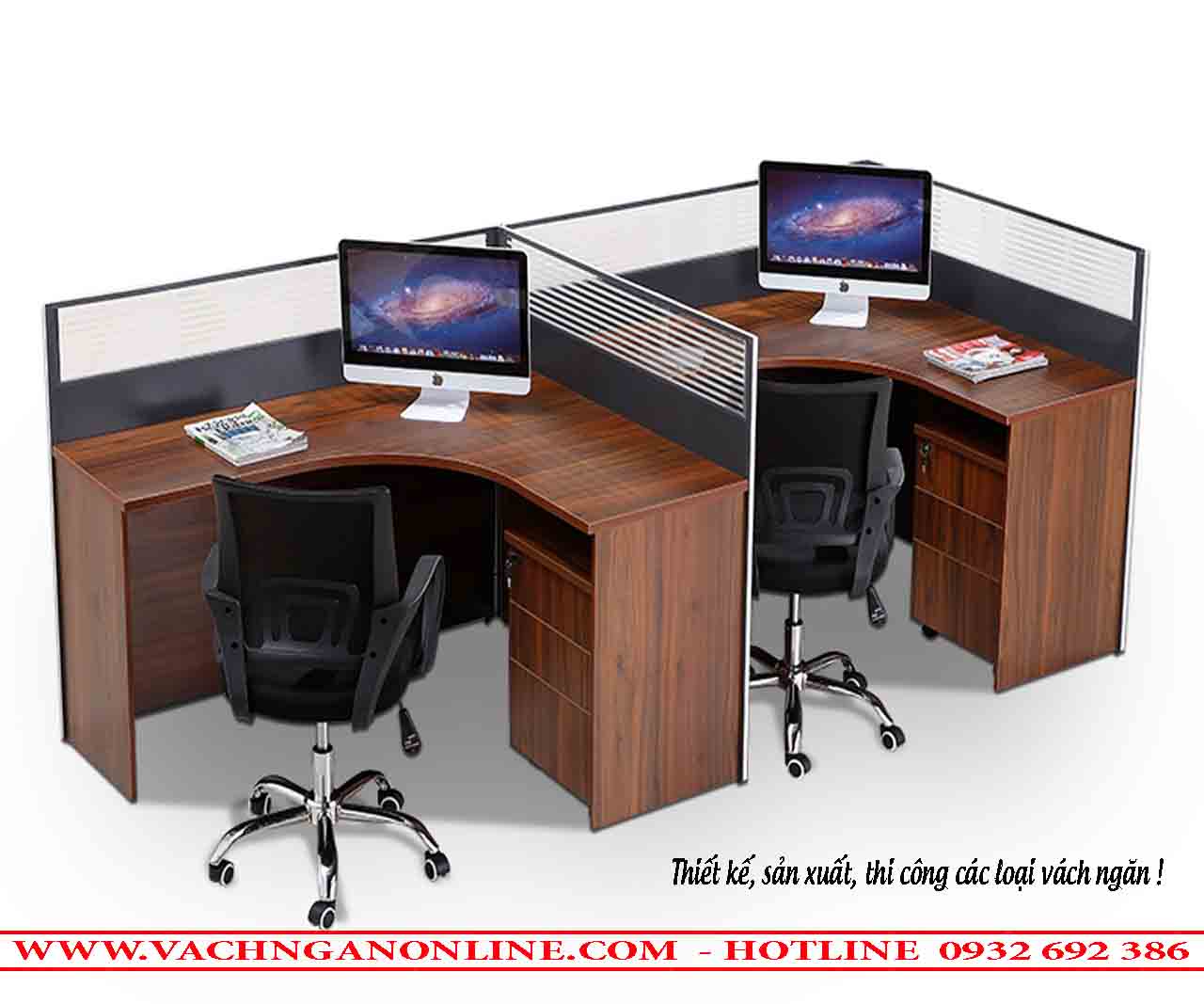 Bàn làm việc có vách ngăn 210