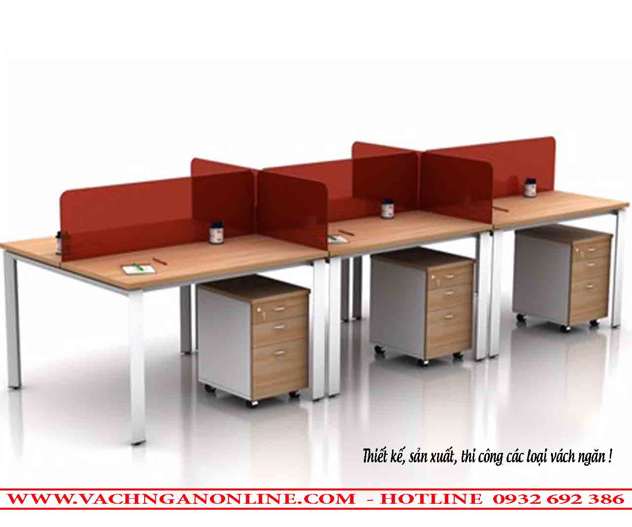 Bàn làm việc có vách ngăn 626