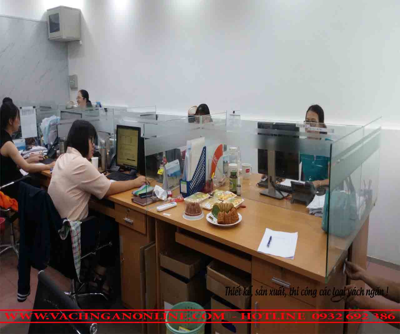 Vách ngăn bàn nhân viên 501